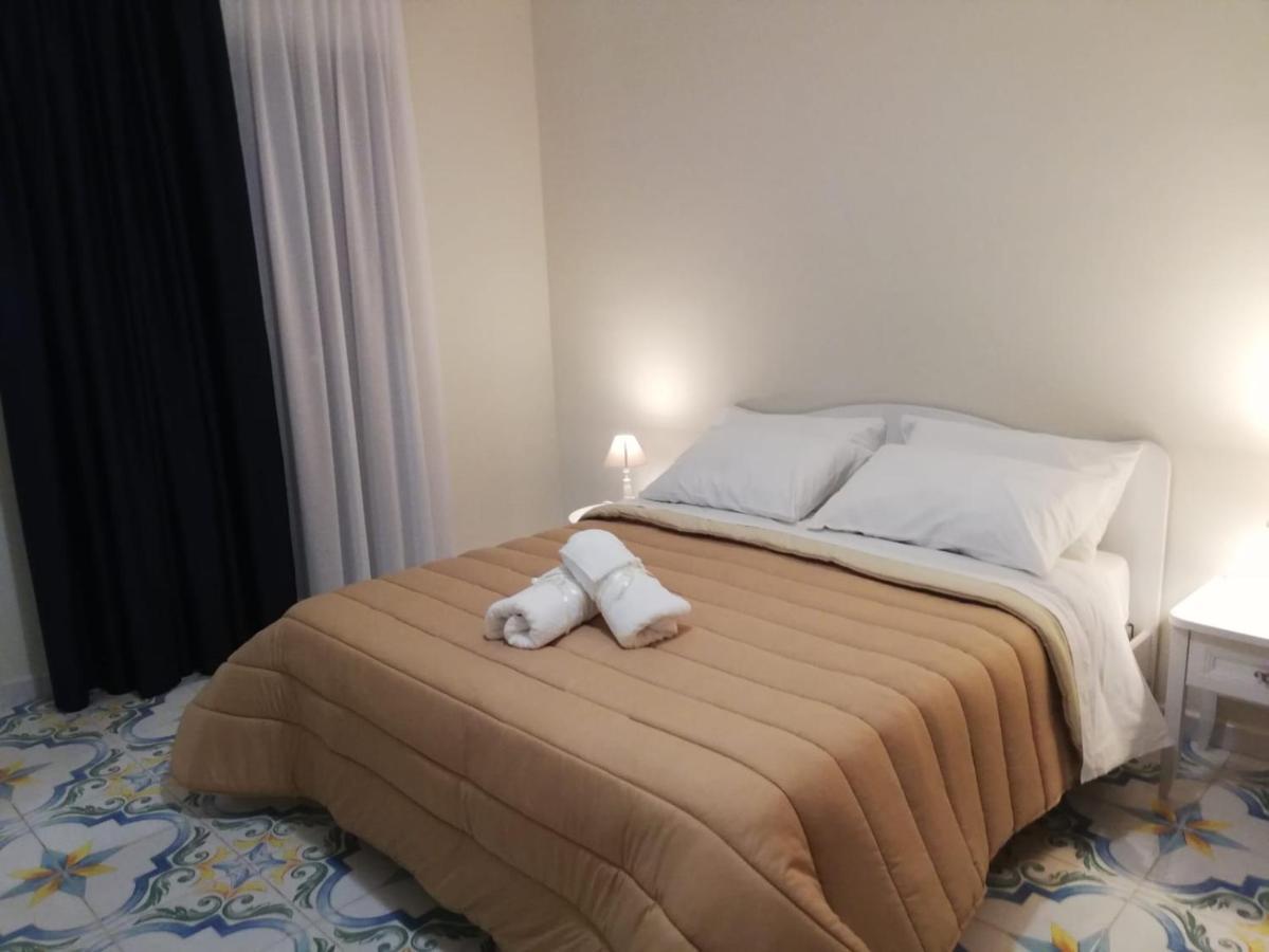 Hotel Il Sogno Srls Airola Esterno foto