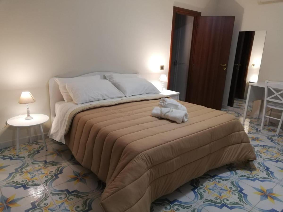 Hotel Il Sogno Srls Airola Esterno foto